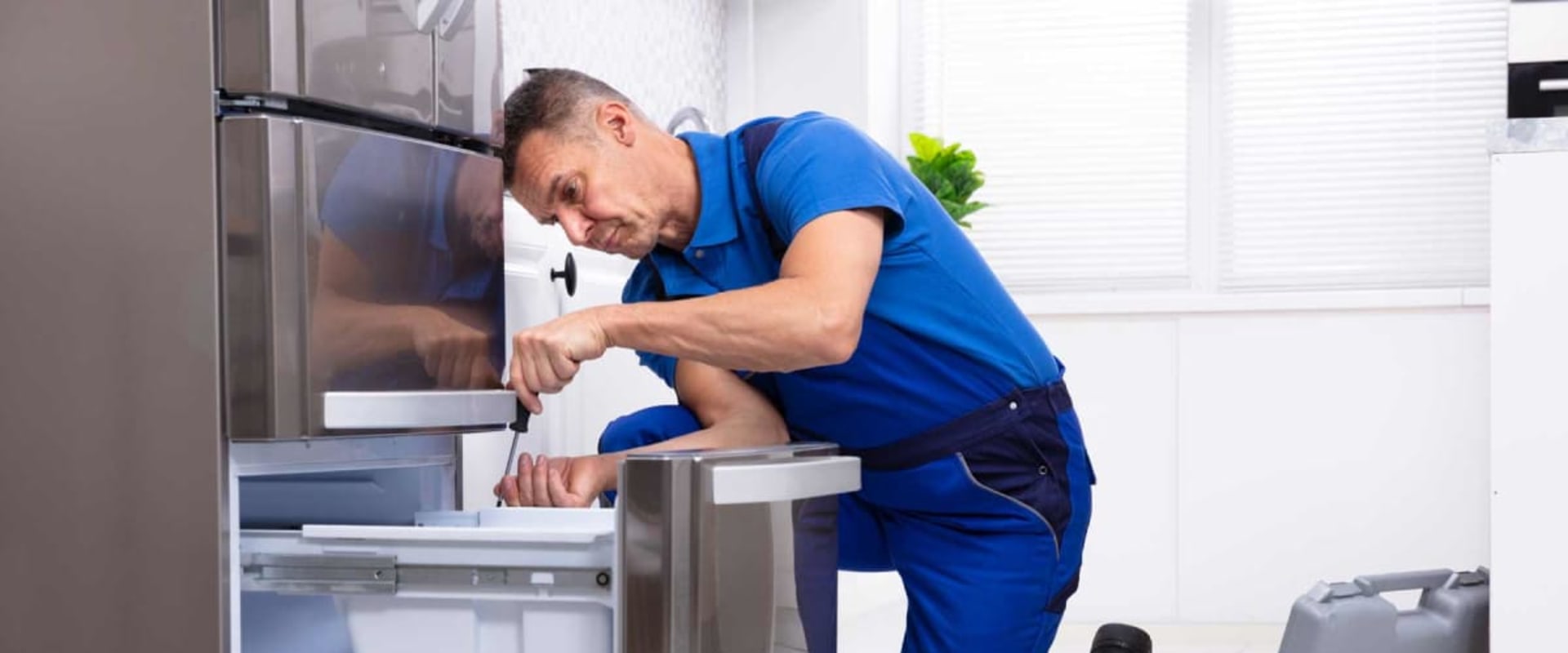 Is it Worth it to Repair or Replace Your Refrigerator?